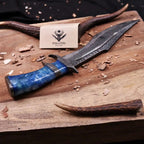 Handmade Damascus Finger Guard Bowie Knife | 10" San Mai VG10/15N20 Steel | Resin Handle with Italian Leather Sheath – Collector's Gift Knife