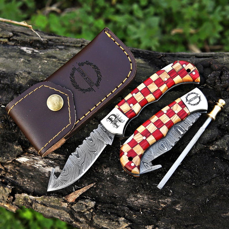Personalized Handmade Damascus Pocket Knife, Camping gift for Husband, Groomsmen Gifts Anniversary Gift for Him, Dad, Custom Men Gifts